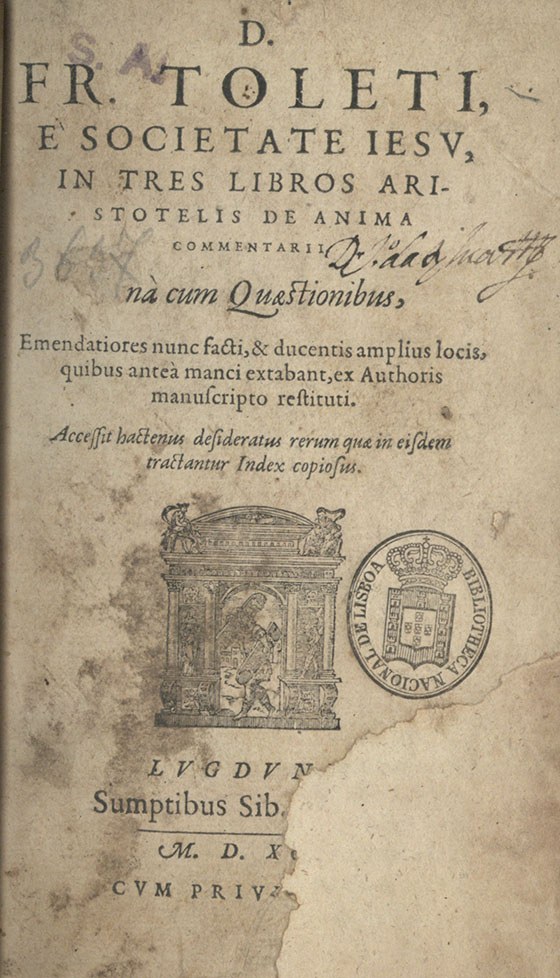 Altes Buch mit einem Stempel, altem Text und einer Illustration auf dem Cover.