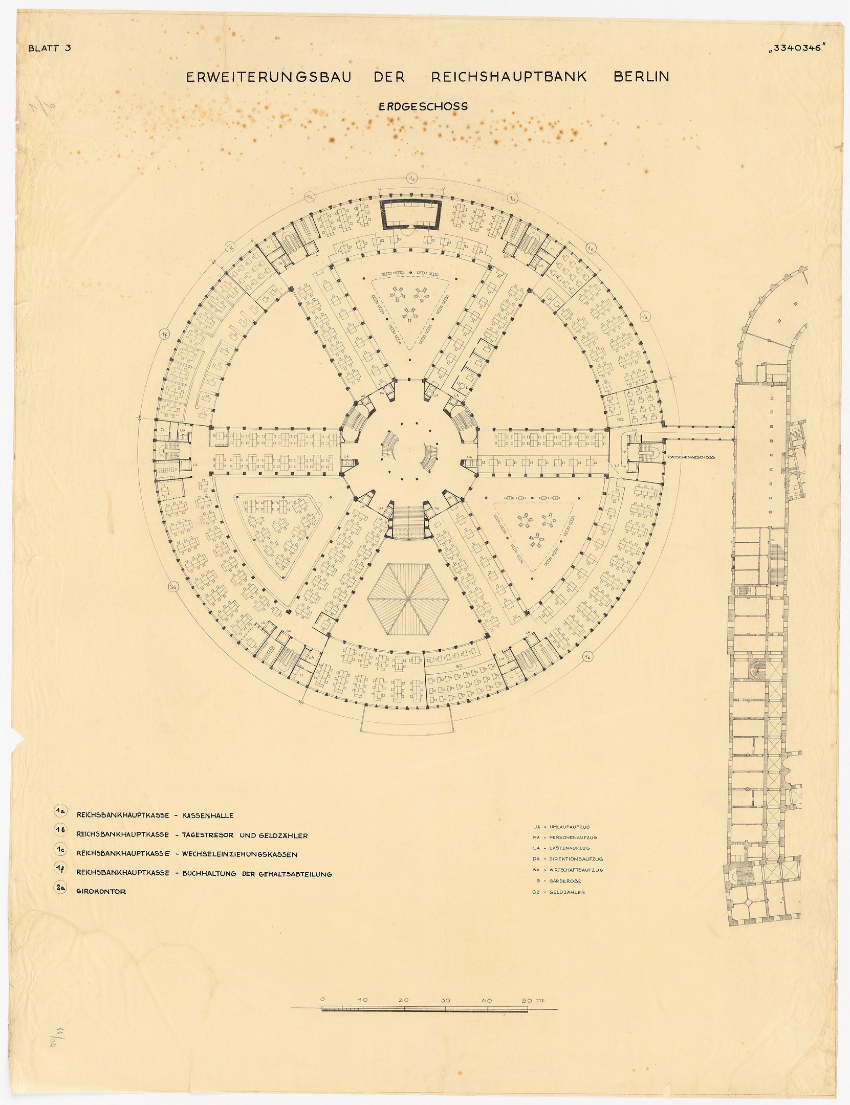 Ein detailliertes architektonisches Zeichnung des runden Reichshauptbank-Gebäudes in Berlin, Deutschland, mit zahlreichen Fenstern und einem beschrifteten Layout-Diagramm.
